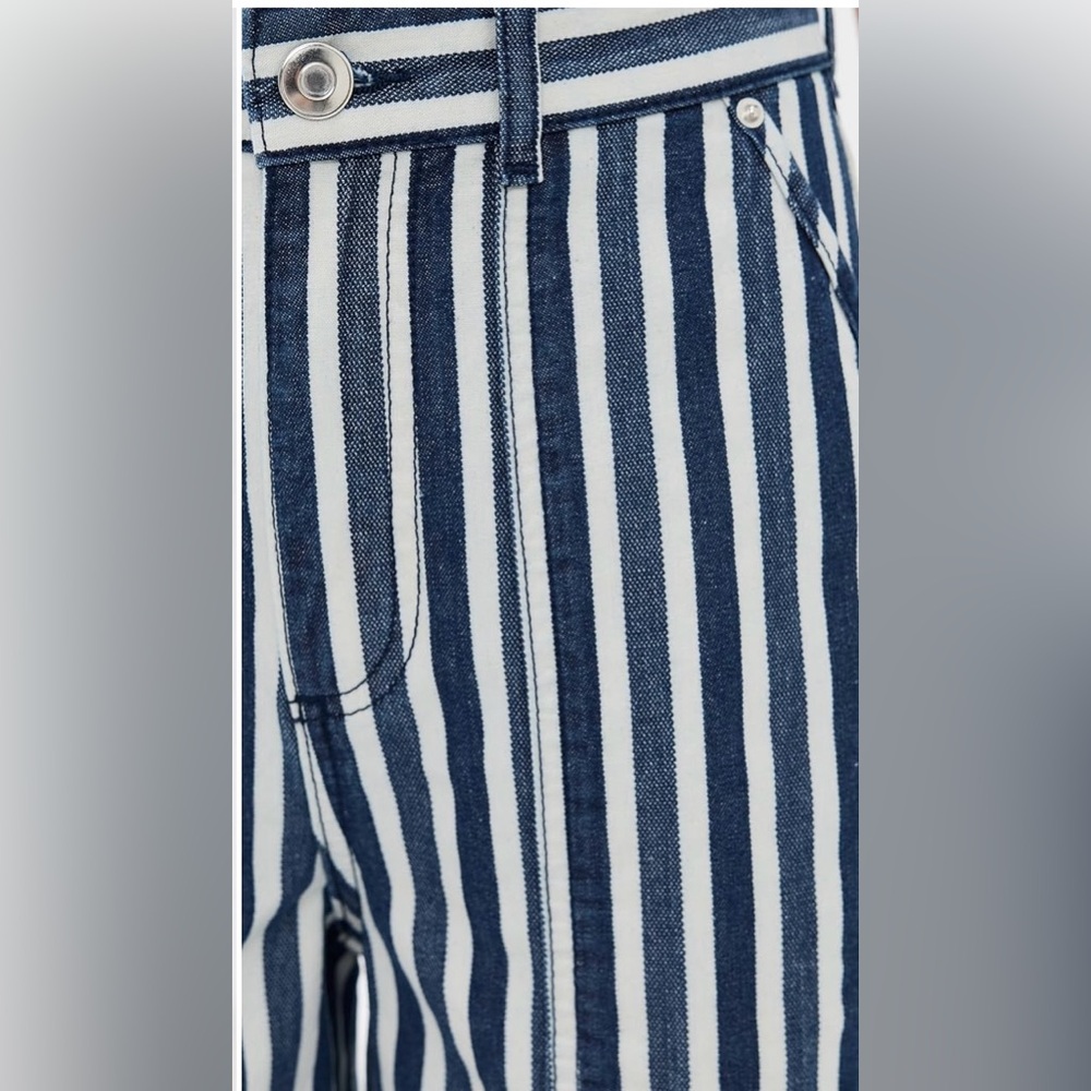 Align Wolf Jeans - image 1